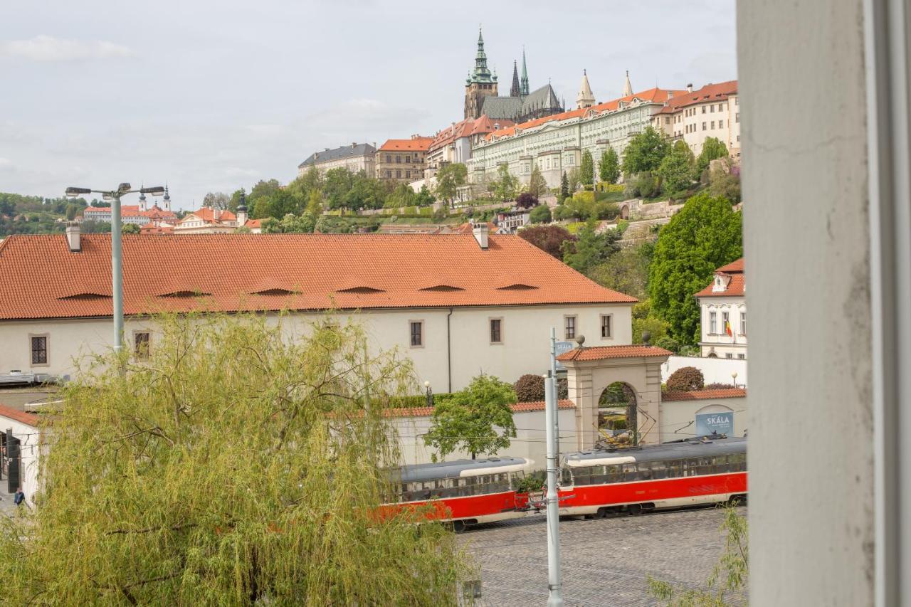 Hotel Klarinn Prague Castle Exterior photo